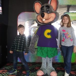 Meet your Posher, Candice